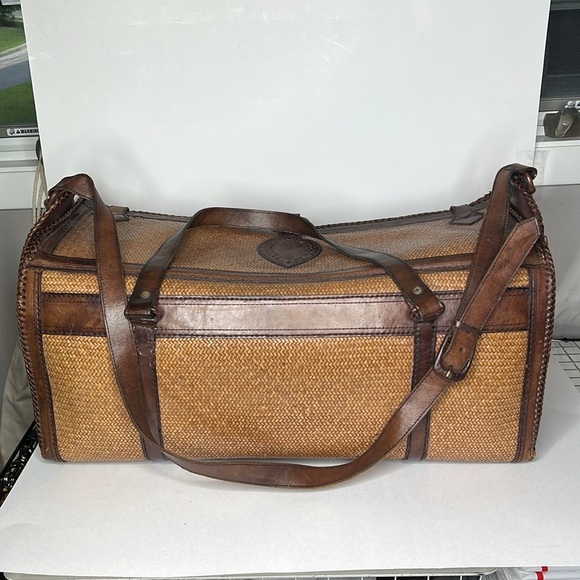 Leather Tightly Woven Wicker Extra Large Double Handle Shoulder Strap Travel Bag - Picture 9 of 16